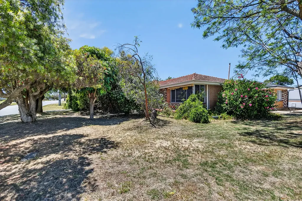 2 Berkshire Place, Kardinya, WA 6163