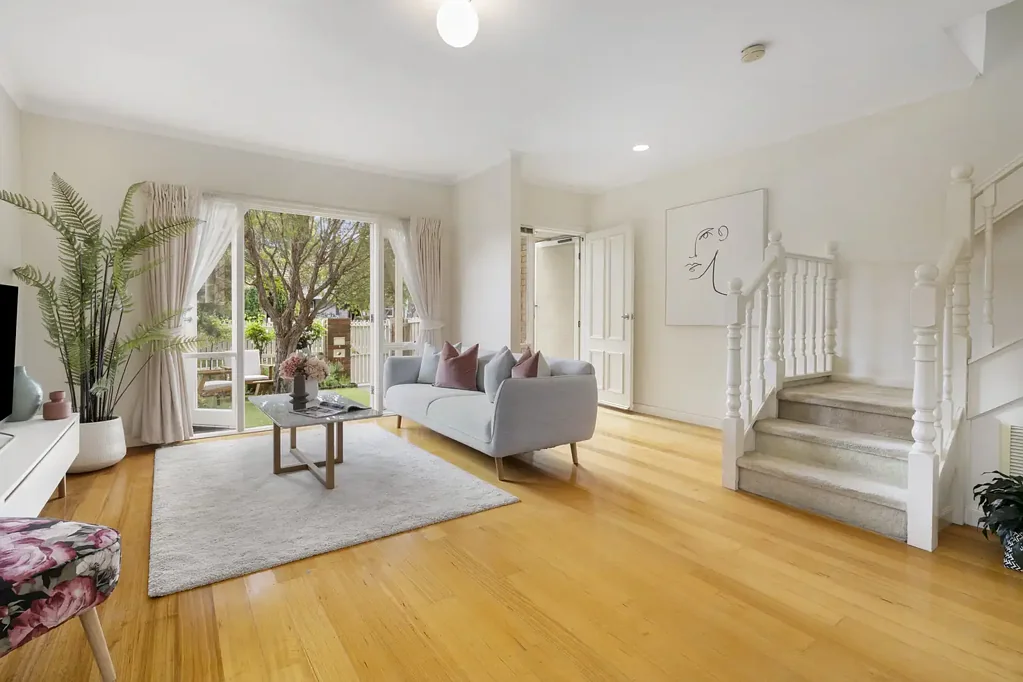 Murrumbeena 2침실 Secure Your Place In One Of Murrumbeena's Best Streets