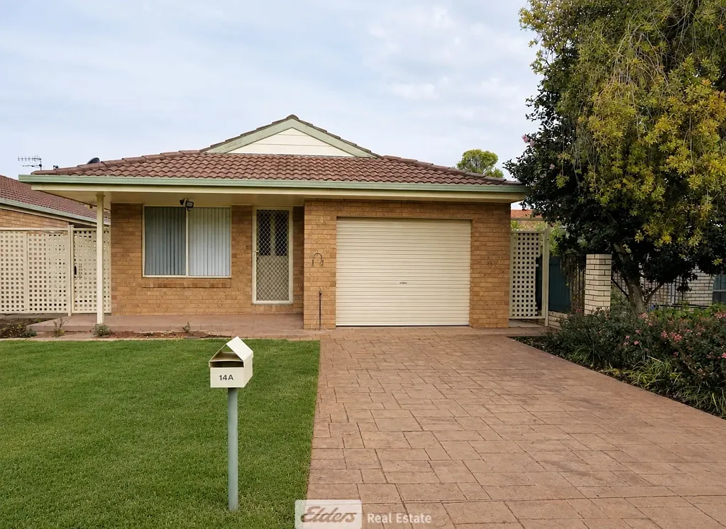 Tidy Unit Located in East Griffith