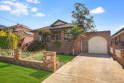 12 Treloar Crescent, Chester Hill