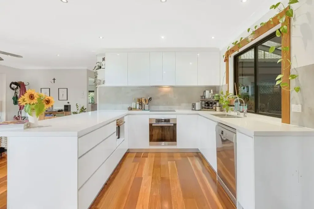 Tweed Heads 3chambre Beautifully Renovated Duplex in Prime Tweed Heads Location