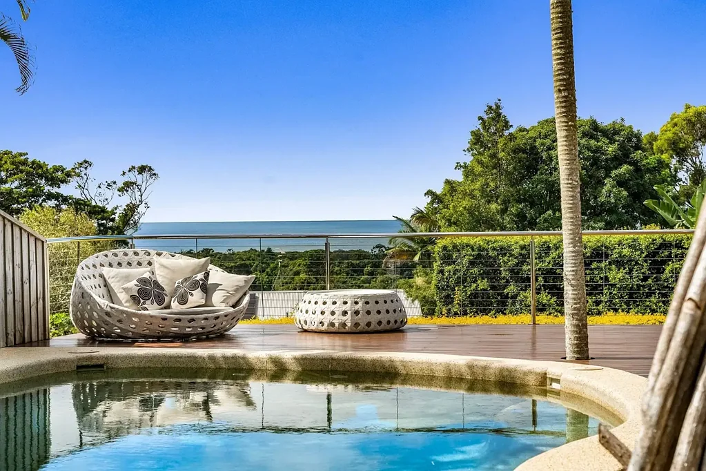 Ocean Shores 3房  Architecturally Designed Residence with Panoramic Ocean views & Resort-Style Living