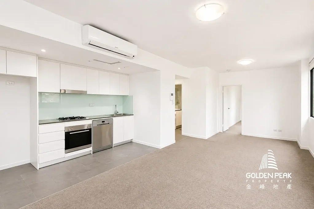 Modern 1-bedroom apartment at Wahroonga
