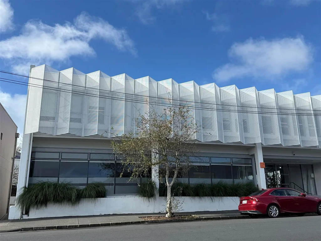 Grey Lynn Savills - Grey Lynn Office with Frontage