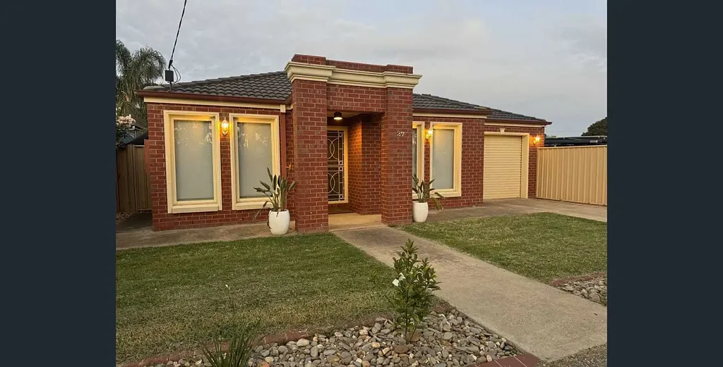 27 Murray Valley Highway, Cobram, VIC 3644