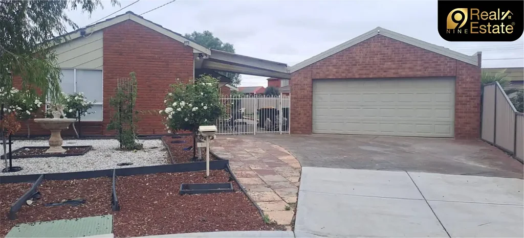 **House For rent walking distance to Hoppers Crossing Station**