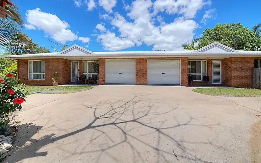 PRIVATE UNIT CLOSE TO TOWN