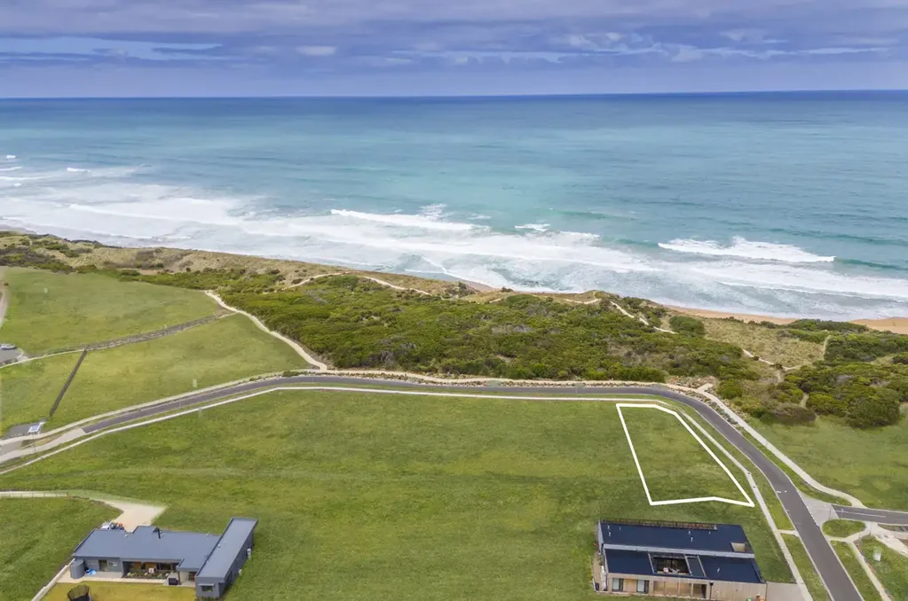 Warrnambool A Natural Canvas for Coastal Architecture