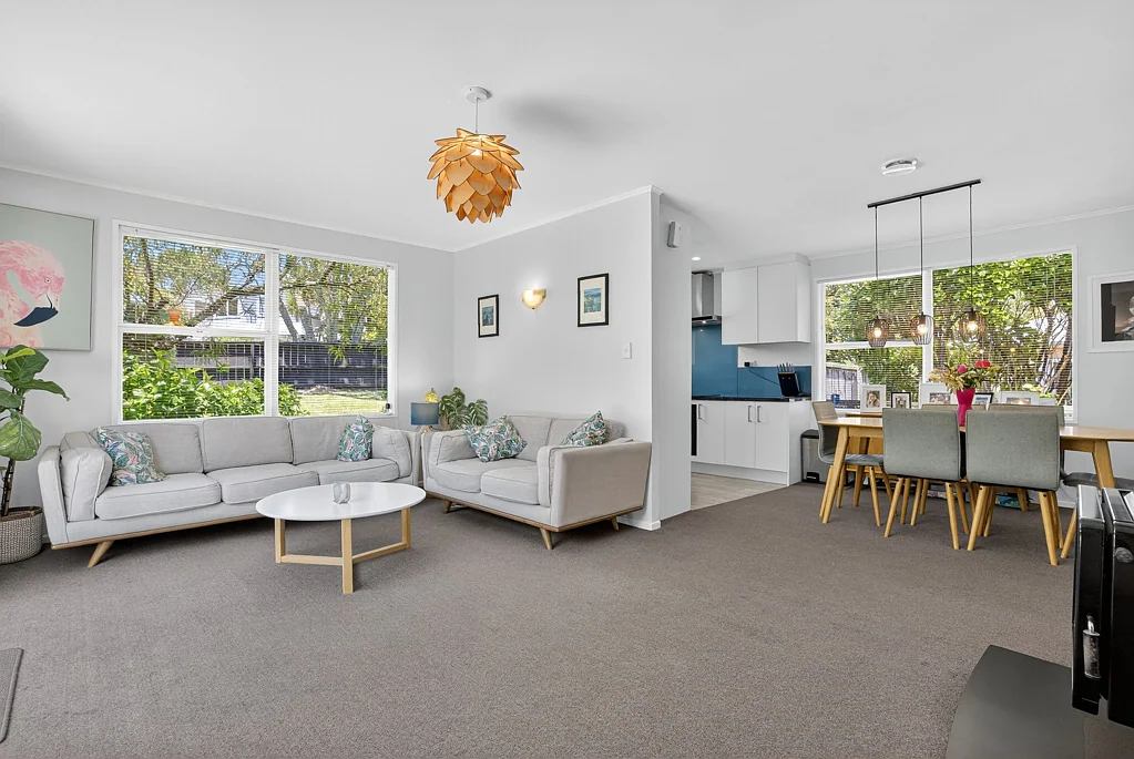 85 Kia Ora Road, Beach Haven, North Shore City, Auckland