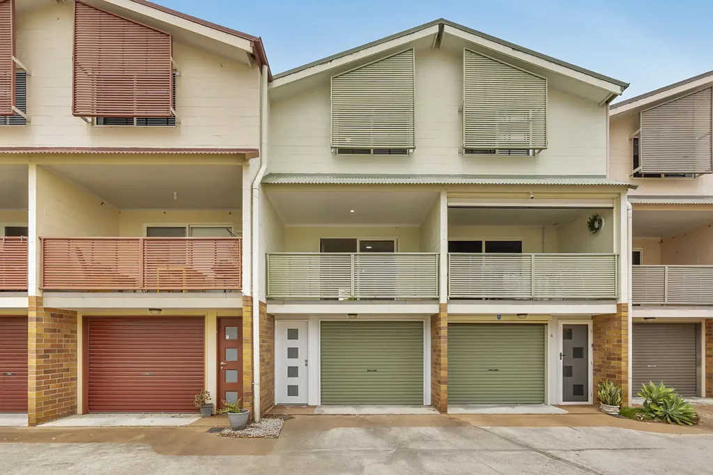 3/6 Railway Parade, Caboolture, QLD 4510