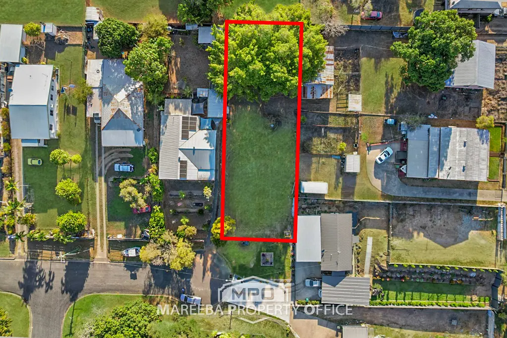 11 Love Street, Mareeba, QLD 4880