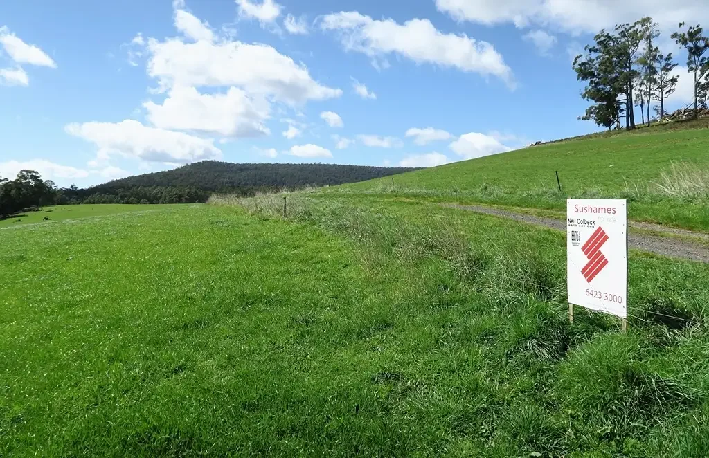 Paradise Quality acreage for lifestyle and mixed farming