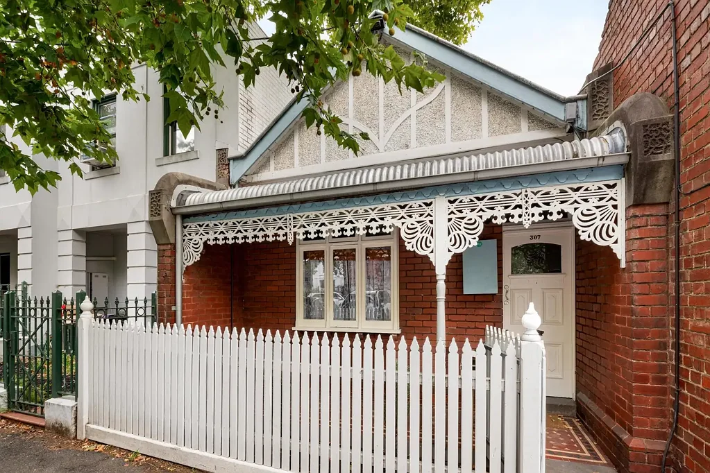 VIBRANT FITZROY - TWO-BEDROOM TERRACE