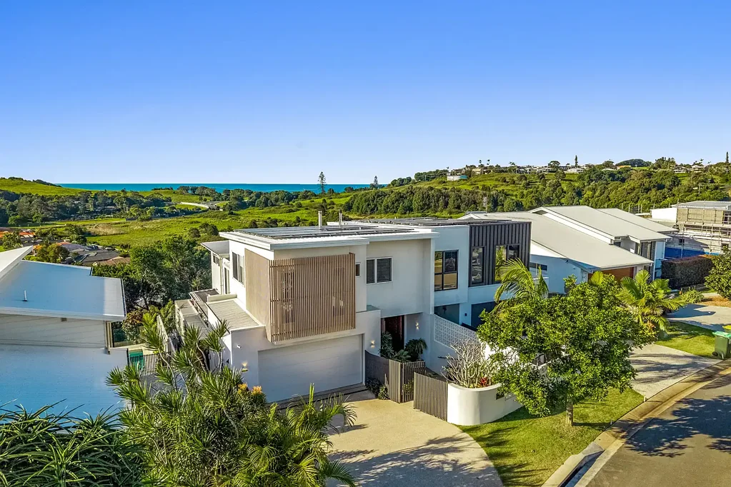 Lennox Head 4ਬੈੱਡਰੂਮ Award-Winning Coastal Luxury with Ocean Views