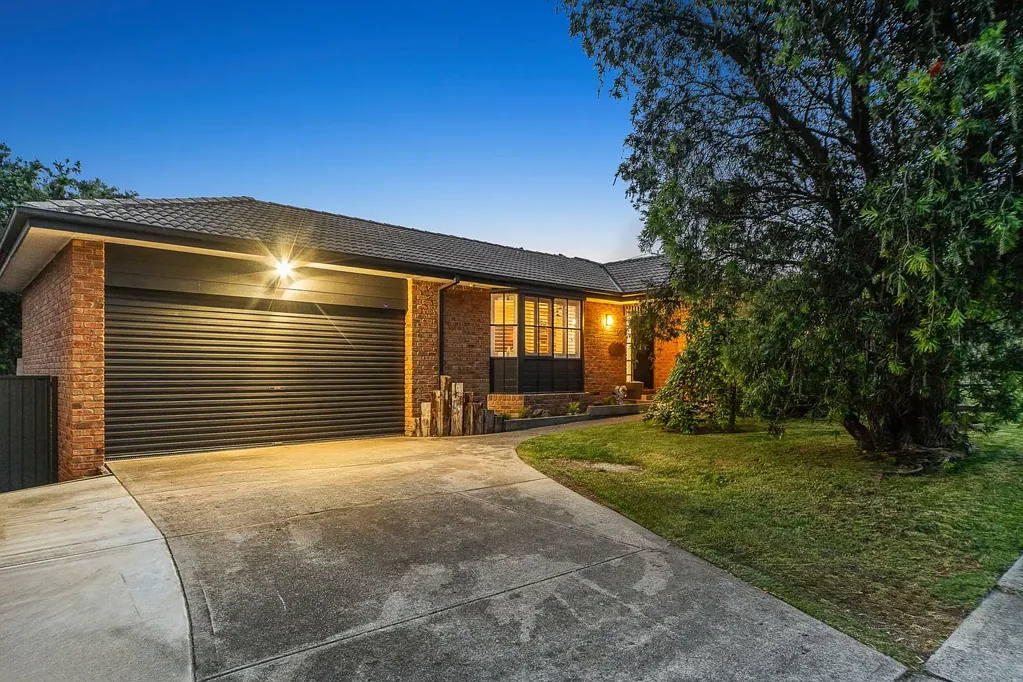 14 Bayport Drive, Langwarrin, VIC 3910