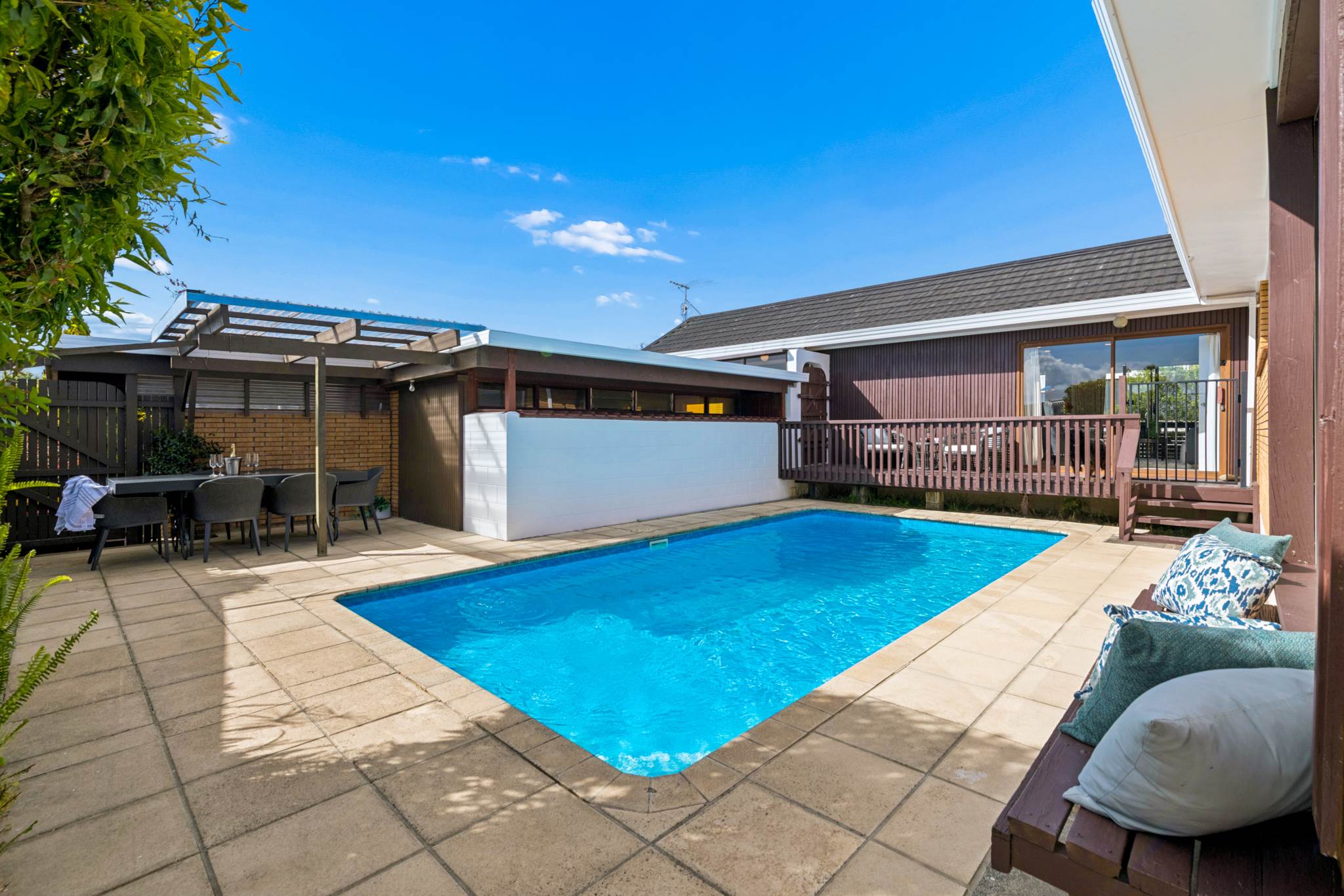 174 Fisher Parade, Farm Cove, photo 2