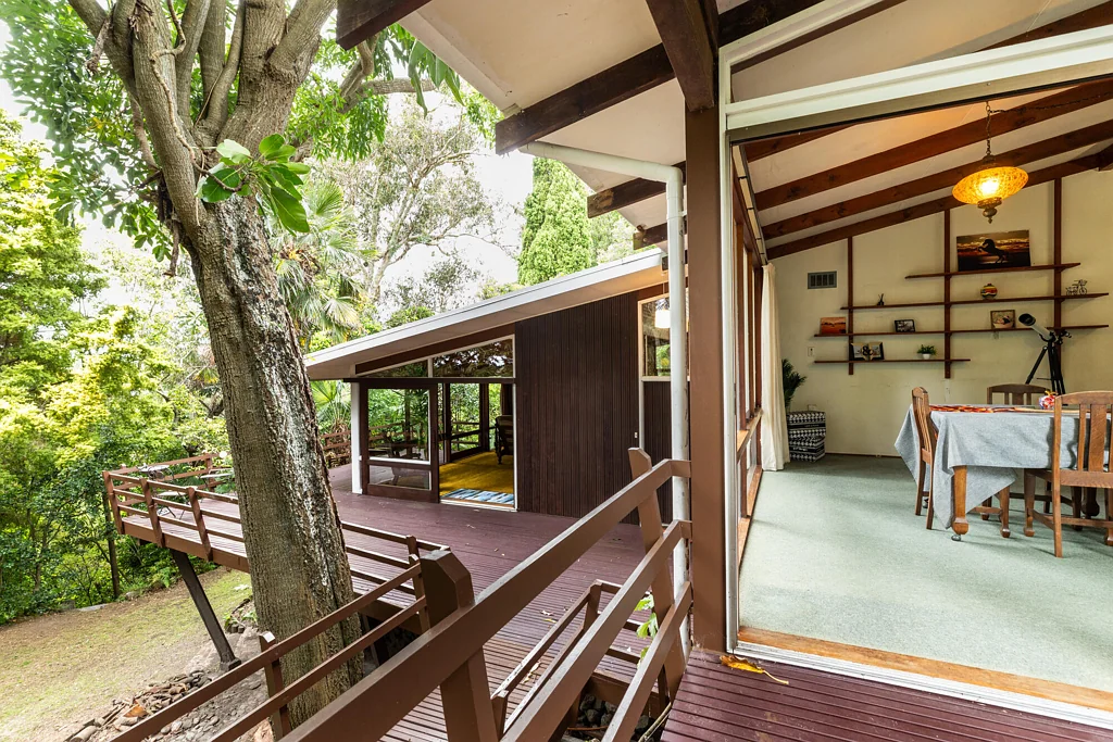 Havelock North 4 Bedroom Welcome to Your Private Treehouse Sanctuary