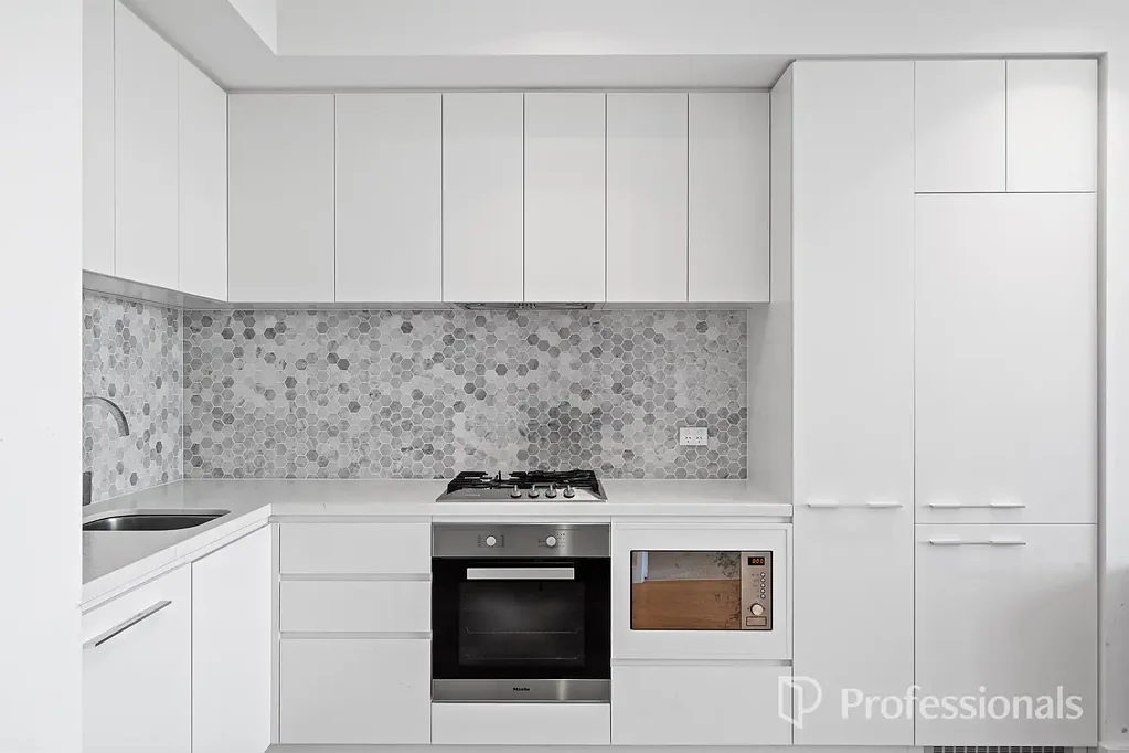 Box Hill 2房 Box Hill中心地 带 Miele电器 阳台壮景 开放空间 学区优越 设施齐全 Vibrant Heart, Brilliant View, BHHS School Zone