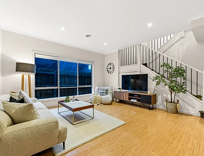 1/8 Aintree Avenue, Mulgrave, VIC 3170, 4 phòng ngủ, 2 phòng tắm, Townhouse