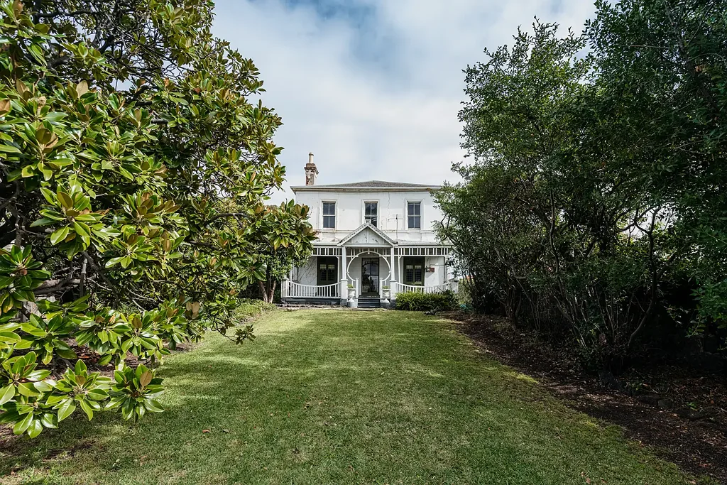 Williamstown 4Phòng ngủ The Once-in-a-Lifetime Opportunity