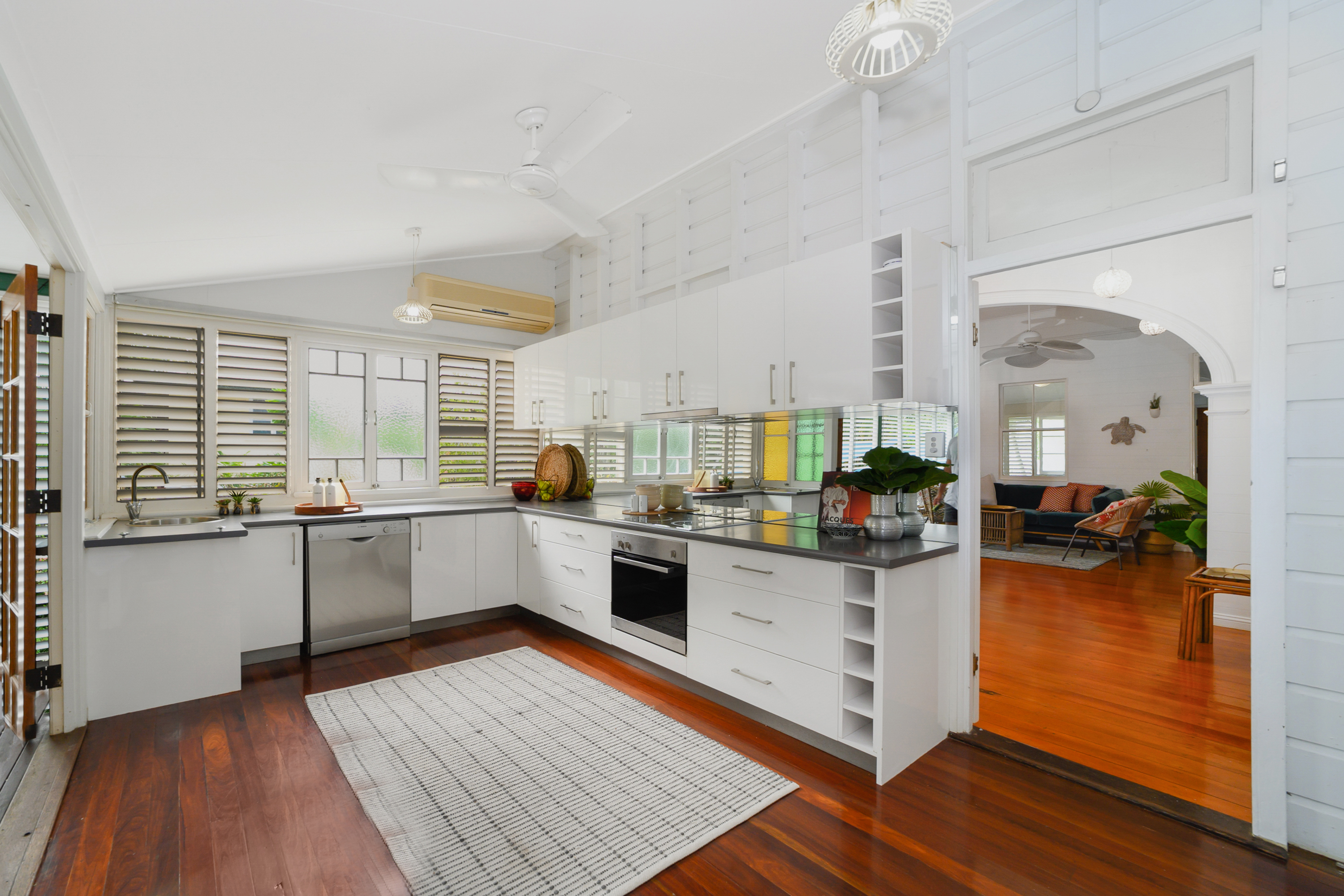 6 GARRICK ST, WEST END QLD 4810, 0 Kuwarto, 0 Banyo, House