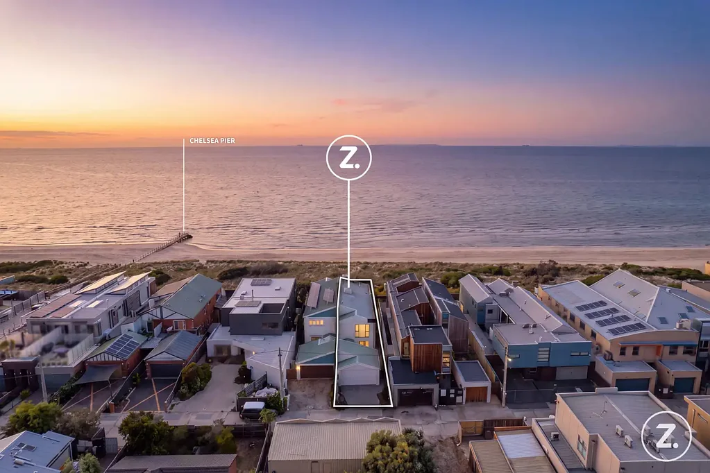 Chelsea 4ਬੈੱਡਰੂਮ A Rare Absolute Beachfront Sanctuary in the Heart of Chelsea