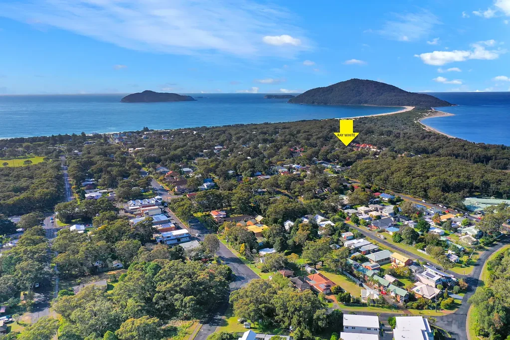 3 Carinya Close, Hawks Nest, NSW 2324