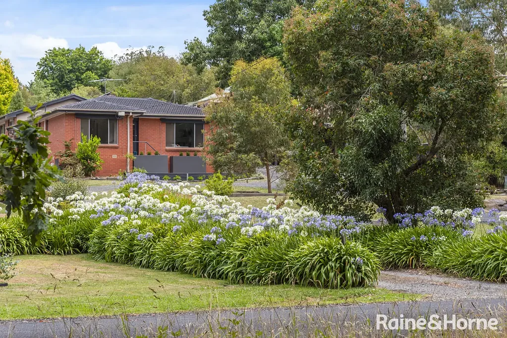 58 Railway Place, Macedon, VIC 3440