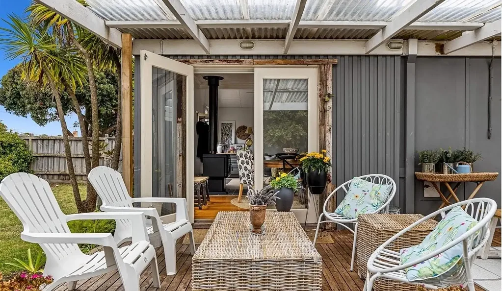 3 The Crescent, Rosebud, VIC 3939
