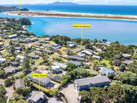 Mangawhai Heads 4房  Owners Adventure Bound - Must Sell !!