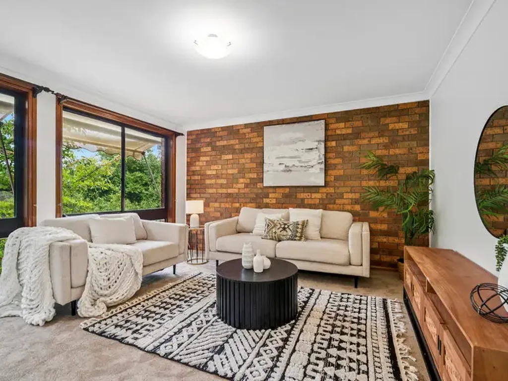 10/2 Valley Road, Springwood, NSW 2777