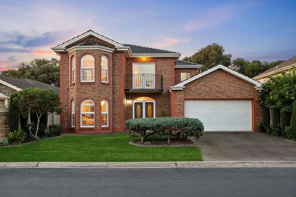 Kidman Park 5Zimmer Executive Family Excellence in a Prestigious Setting