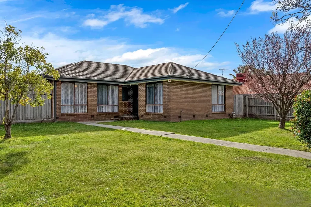 Break Lease – Beautiful Corner Block Home | Current Rent Fixed Until November **Happy to sign longer lease when preferred**
