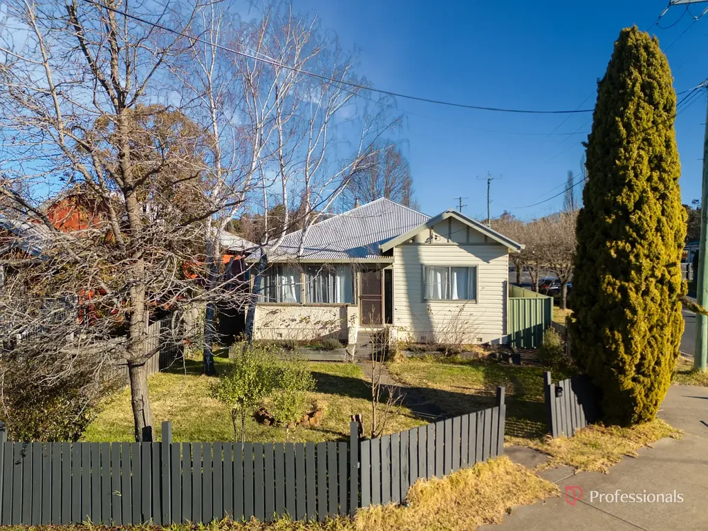 194 Mann Street, Armidale, NSW 2350