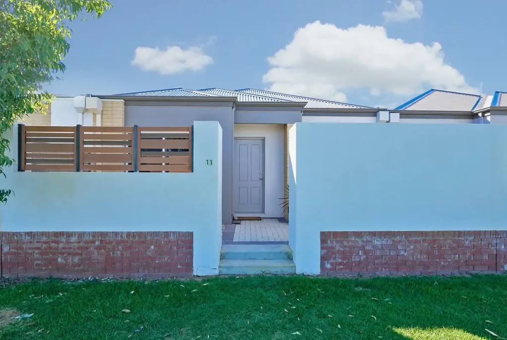 PARKSIDE LIVING IN THE HEART OF TRINITY ESTATE