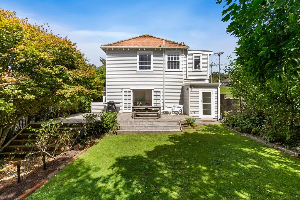 Karori 4 Bedroom Handsome. Hidden. Hugely Liveable