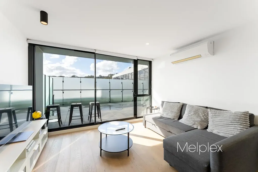 Abbotsford 2ਬੈੱਡਰੂਮ Stylish & Sleek, with Unique Massive Terrace
