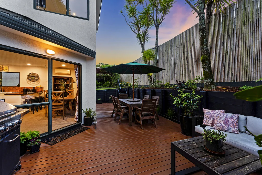 2/22 Merton Avenue, Glenfield, North Shore City, Auckland