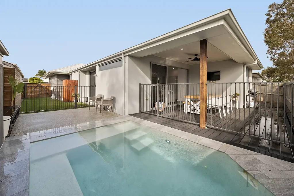 Mountain Creek 3 Slaapkamer Spacious Family Living with Poolside Entertaining in the Heart of Brightwater