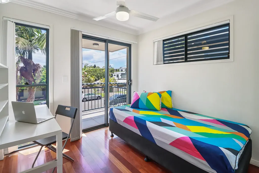 Furnished Room in St Lucia – Steps from UQ & Riverside Lifestyle