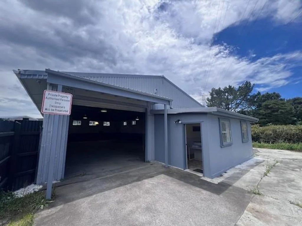 New Lynn New Lynn Industrial with Sizable Yard Space