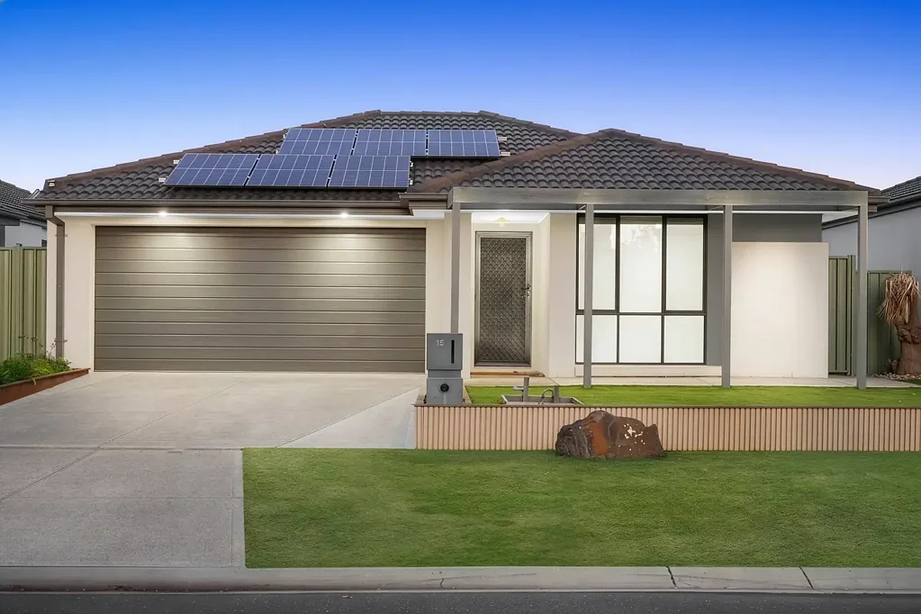 Wyndham Vale 3Habitaciones Stylish Family Home with Premium Upgrades in Prime Wyndham Vale Location!