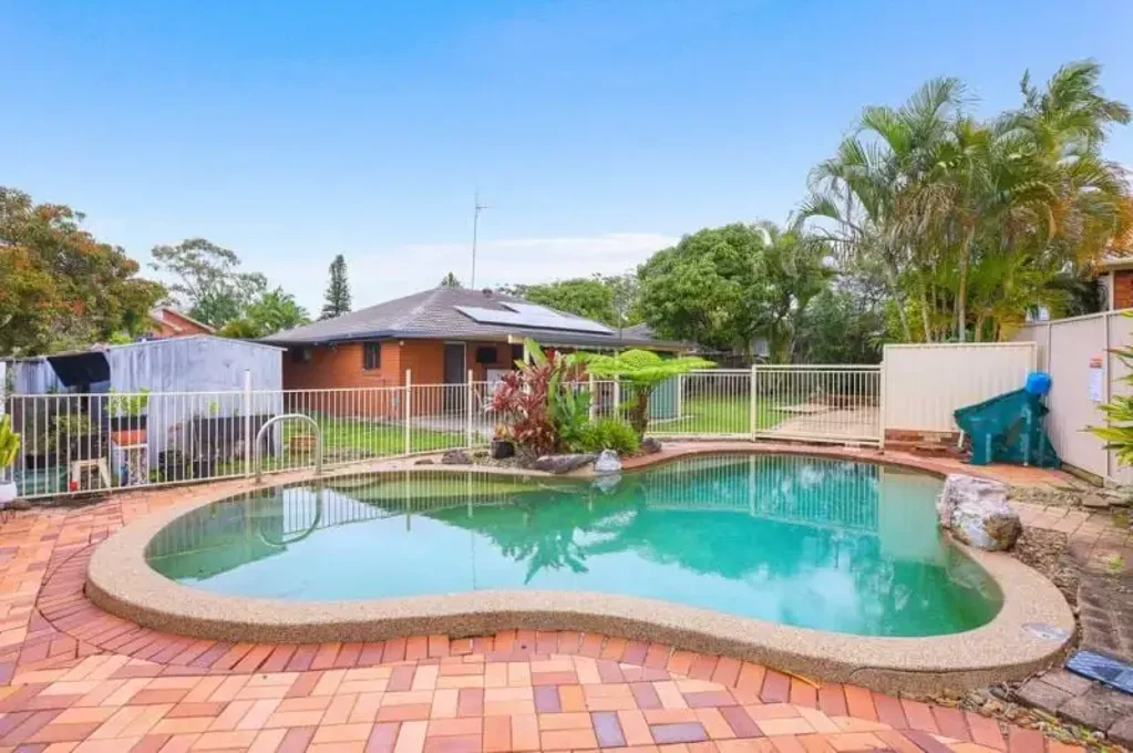 Nerang 4બેડરૂમ Under Contract in Days! More Urgently Needed!