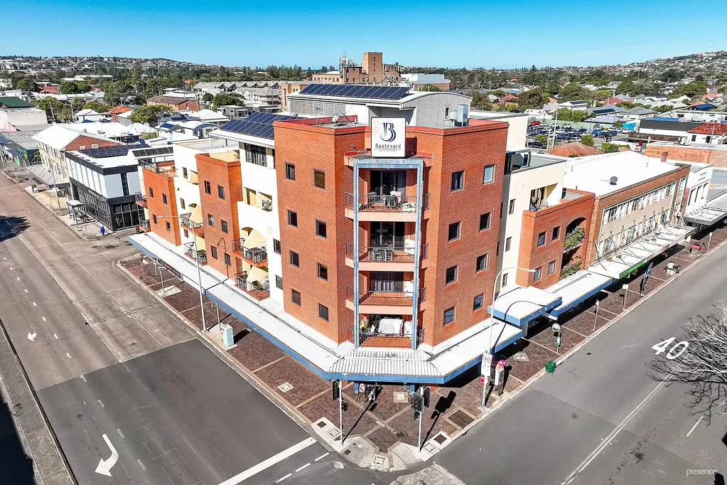 Hamilton 1房  Entry level home or investment with lifestyle on the doorstep
