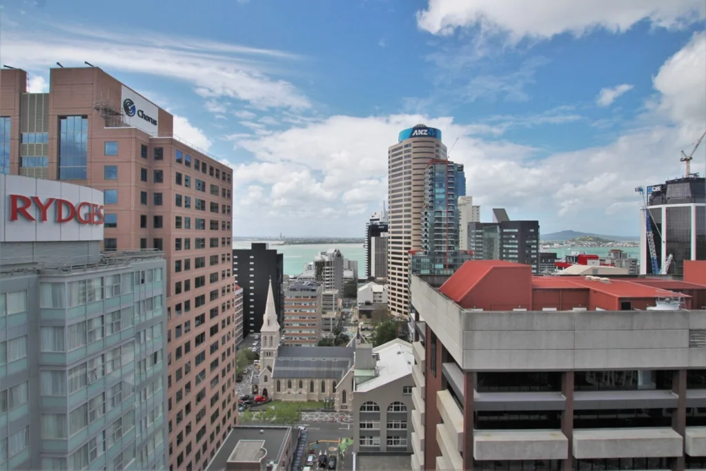Auckland Central Full floor sublease with great views