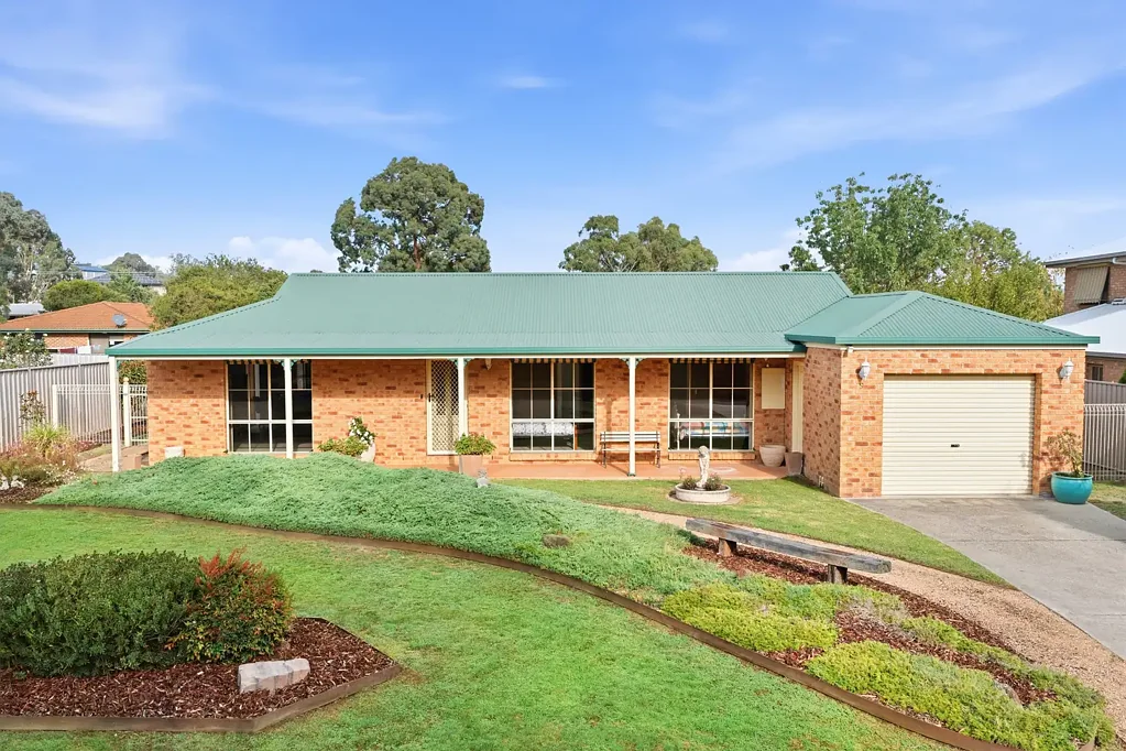9 Creighton Court, Alexandra, VIC 3714