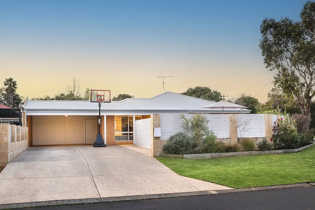 Dunsborough 4房  The Ultimate Family Beach House Close To Town And Beach