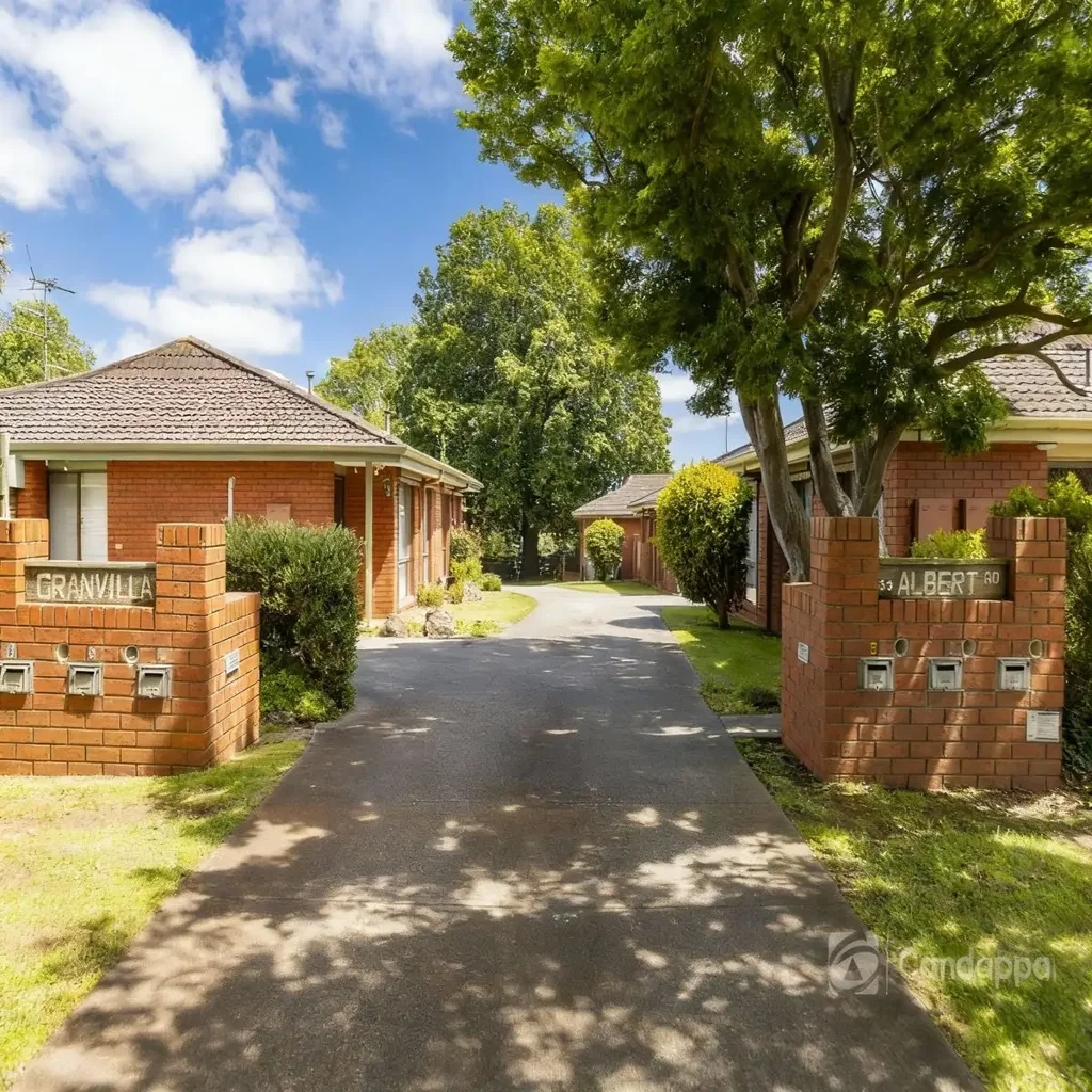 2/33 Albert Road, Drouin, VIC 3818