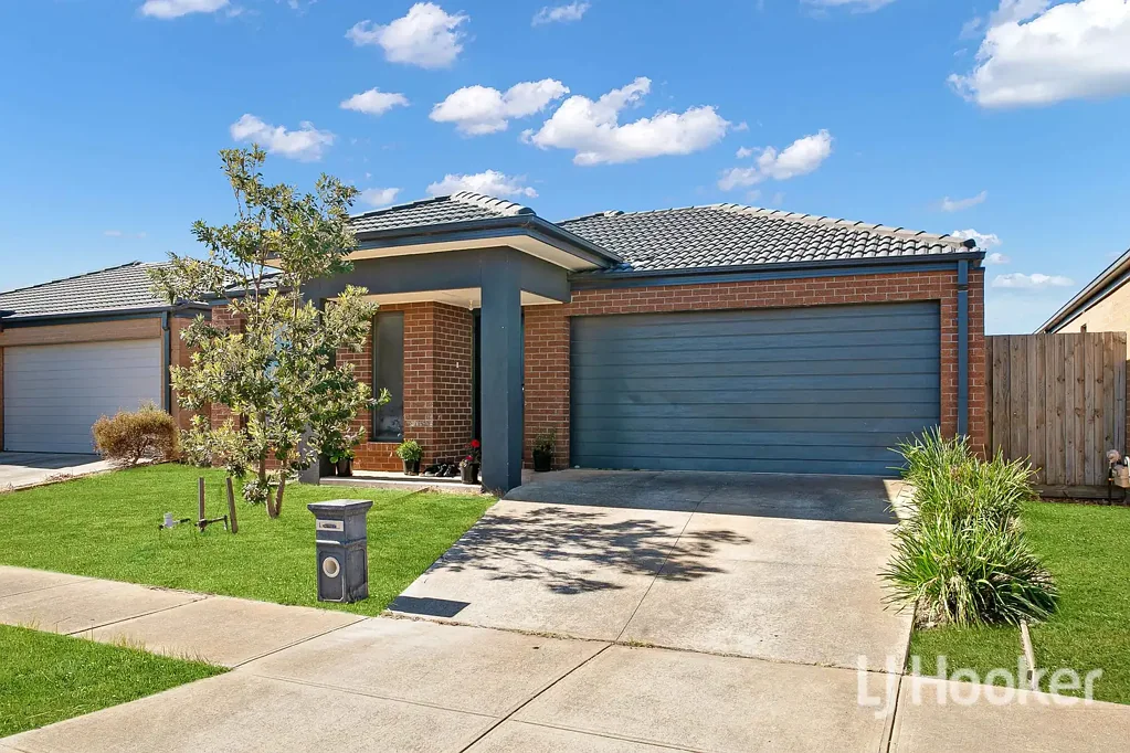 6 Bindley Crescent, Weir Views, VIC 3338
