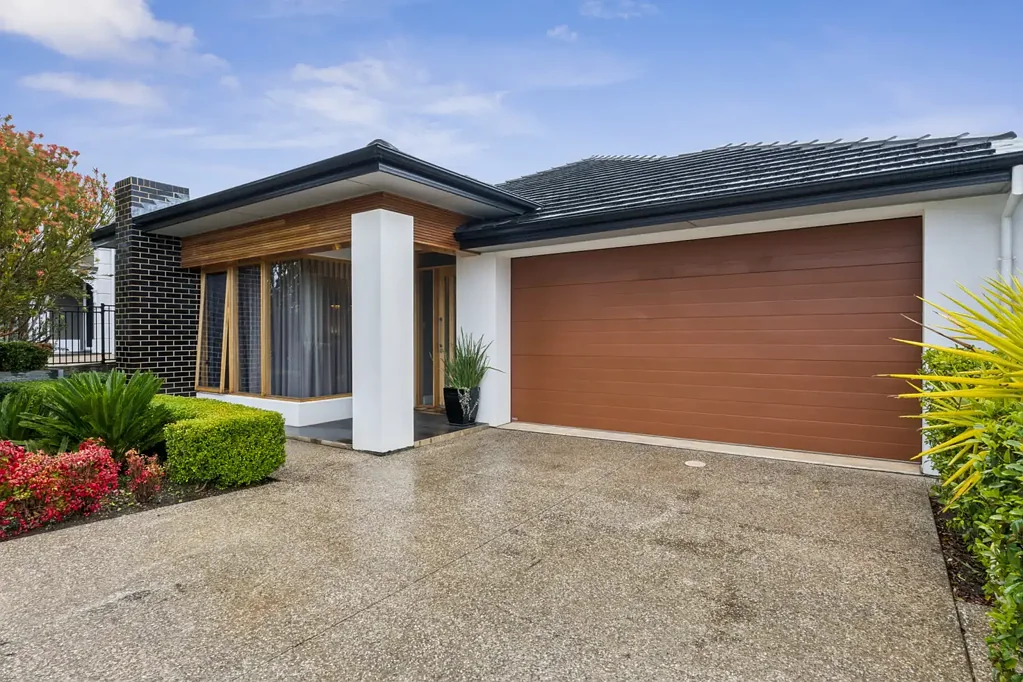 8 Monterey Place, Mount Barker, SA 5251, 4房, 2浴, House